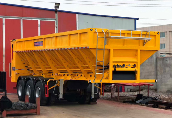 30m³ Asphalt transport tracked trailer